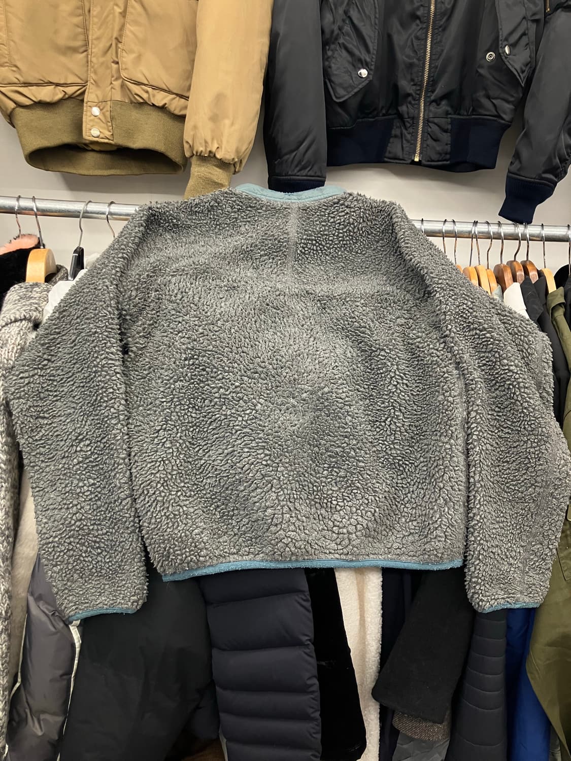 파타고니아 클래식 레트로 딥파일 플리스 그린 상품이미지5