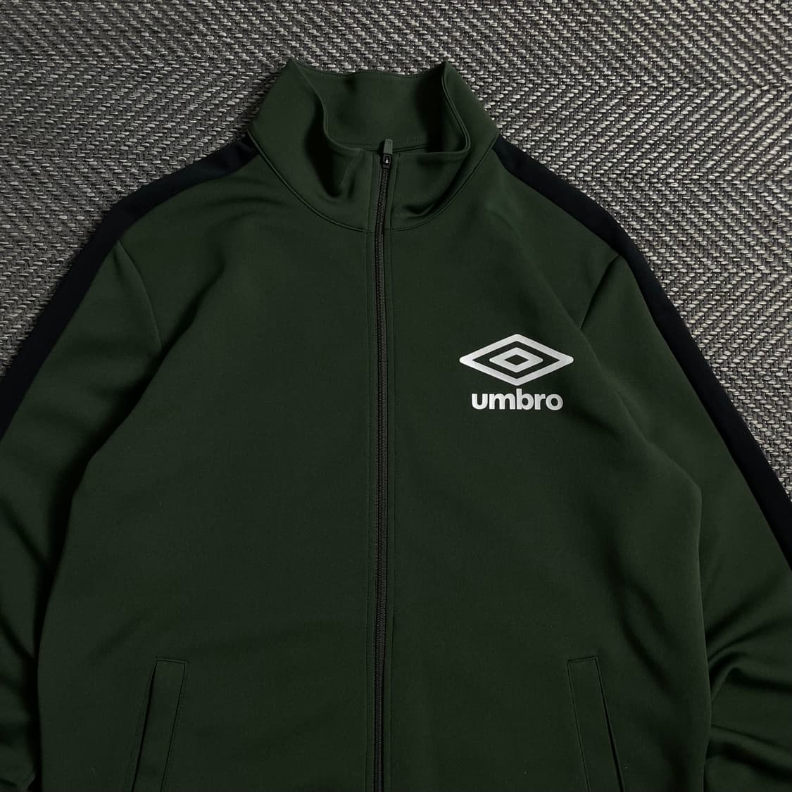 엄브로 솔퍼드 시티 빅로고 풋볼 트랙 자켓o 4664 상품이미지6