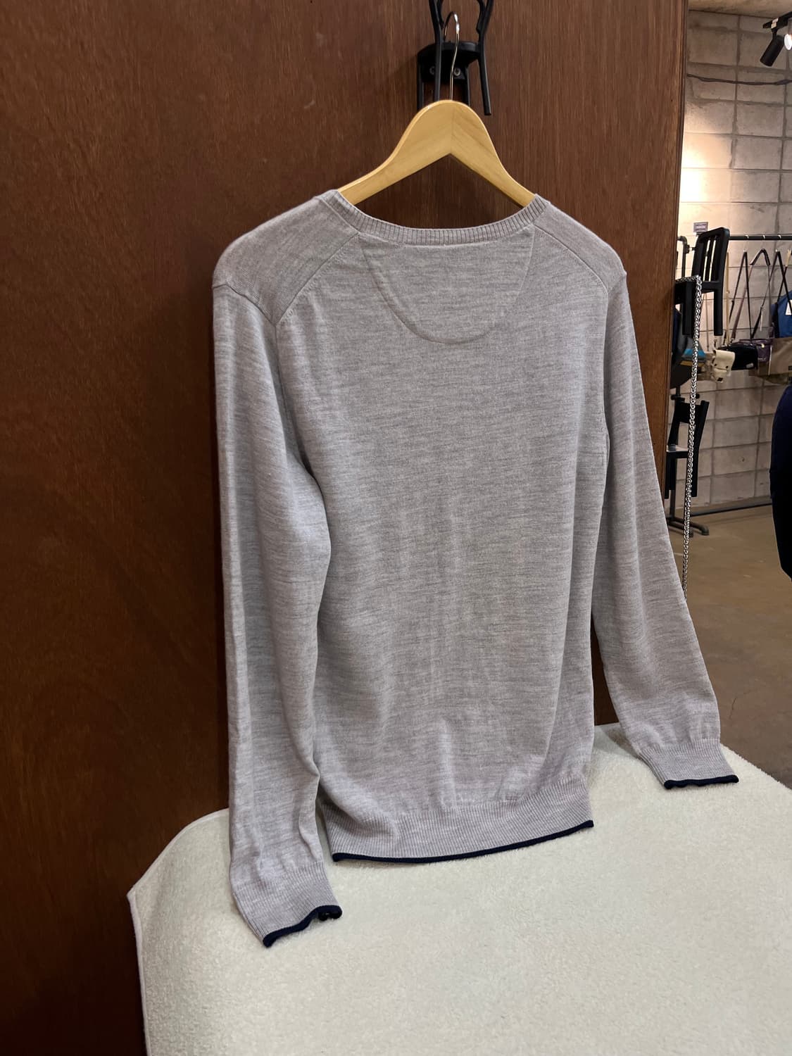 버버리 네이비 로고 롱슬리브  상품이미지3