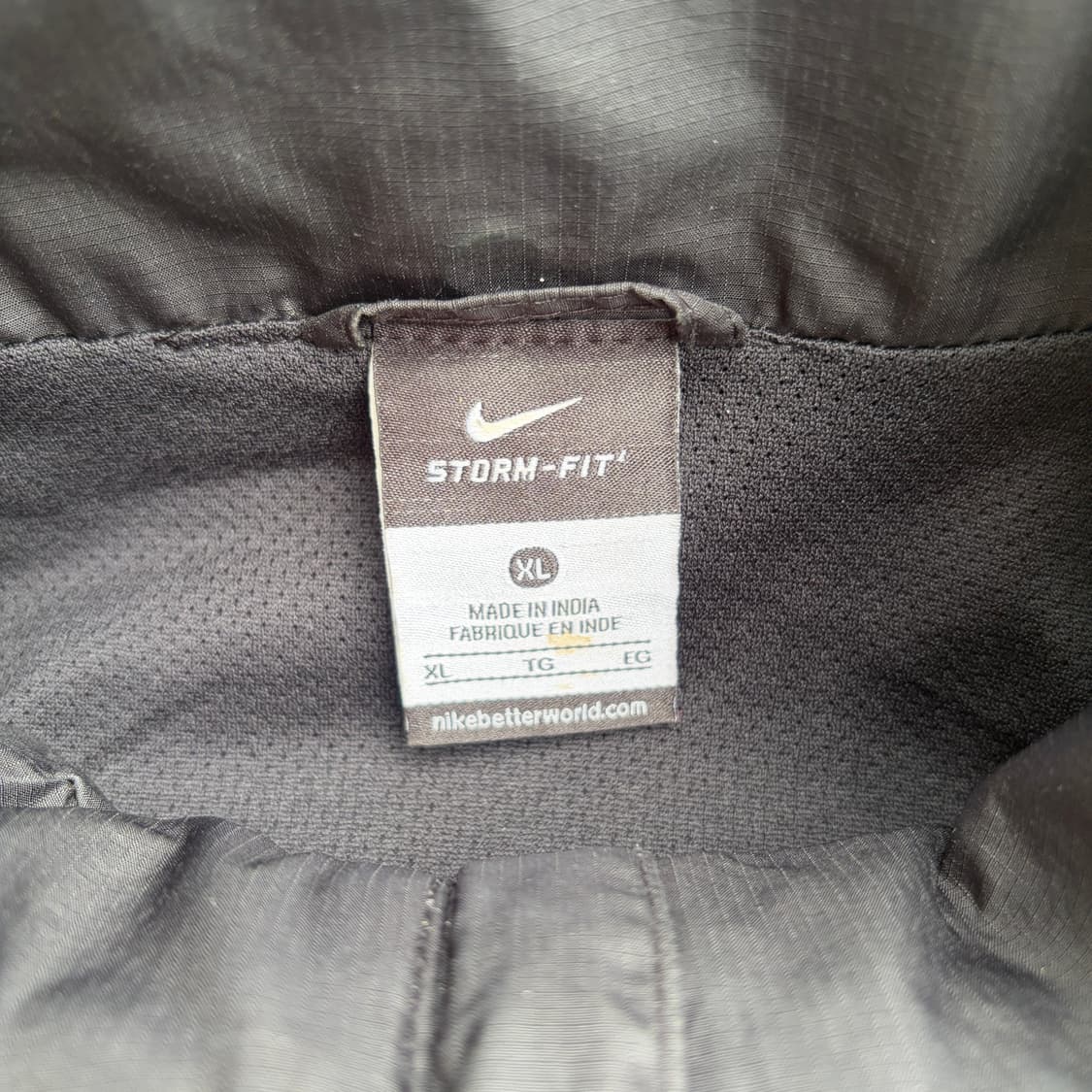 나이키 X 맨체스터 유나이티드 스톰핏 투웨이 바람막이 상품이미지5