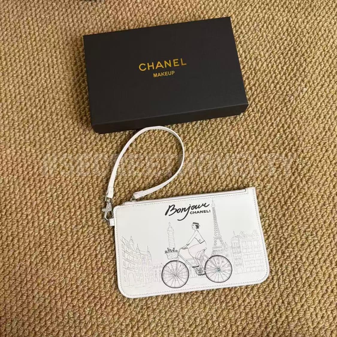 봉쥬르샤넬 빈티지 메이크업 파우치 화이트 풀박스 상품이미지2