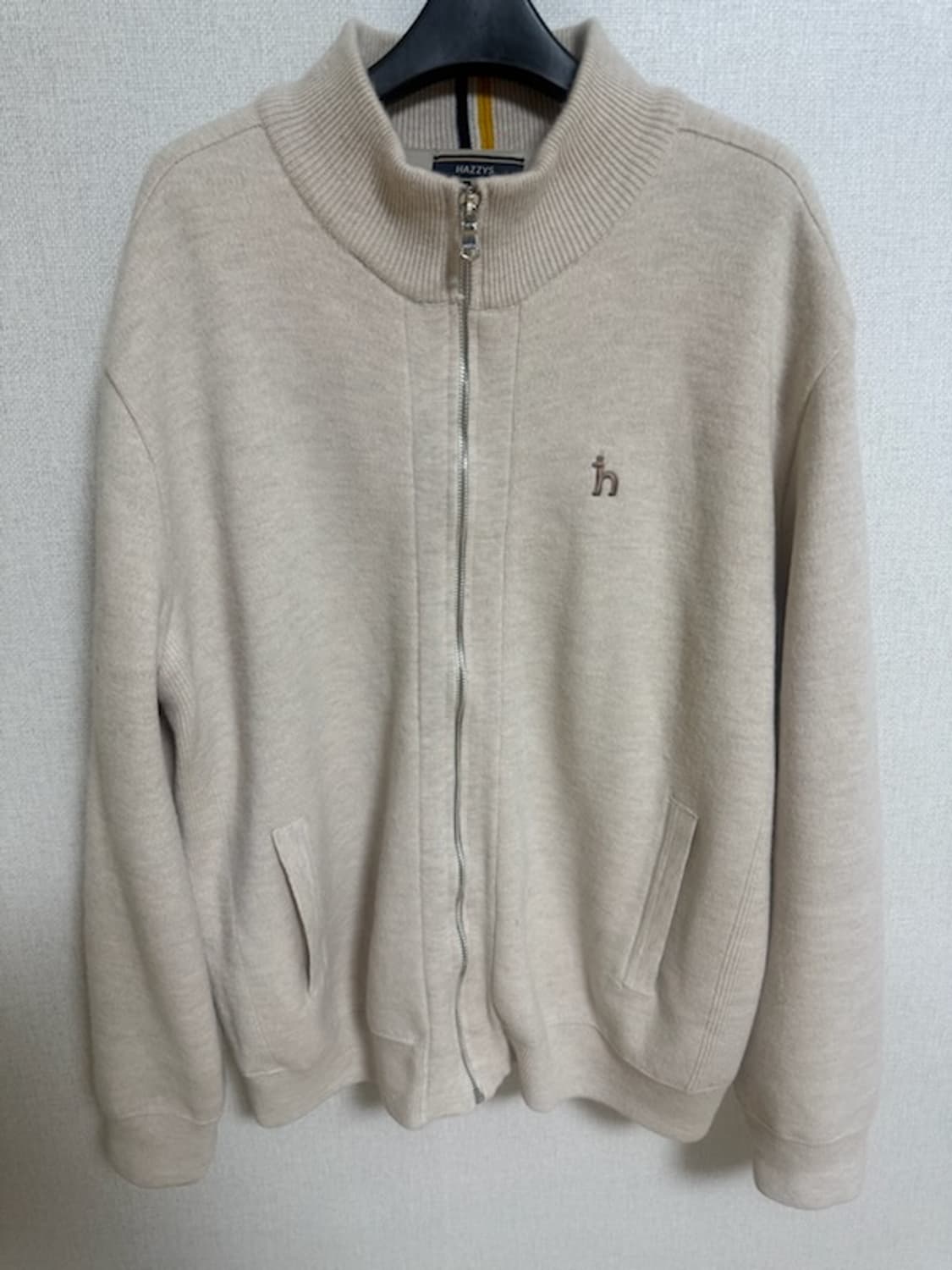 헤지스 퍼피자수 울 집업가디건 상품이미지1