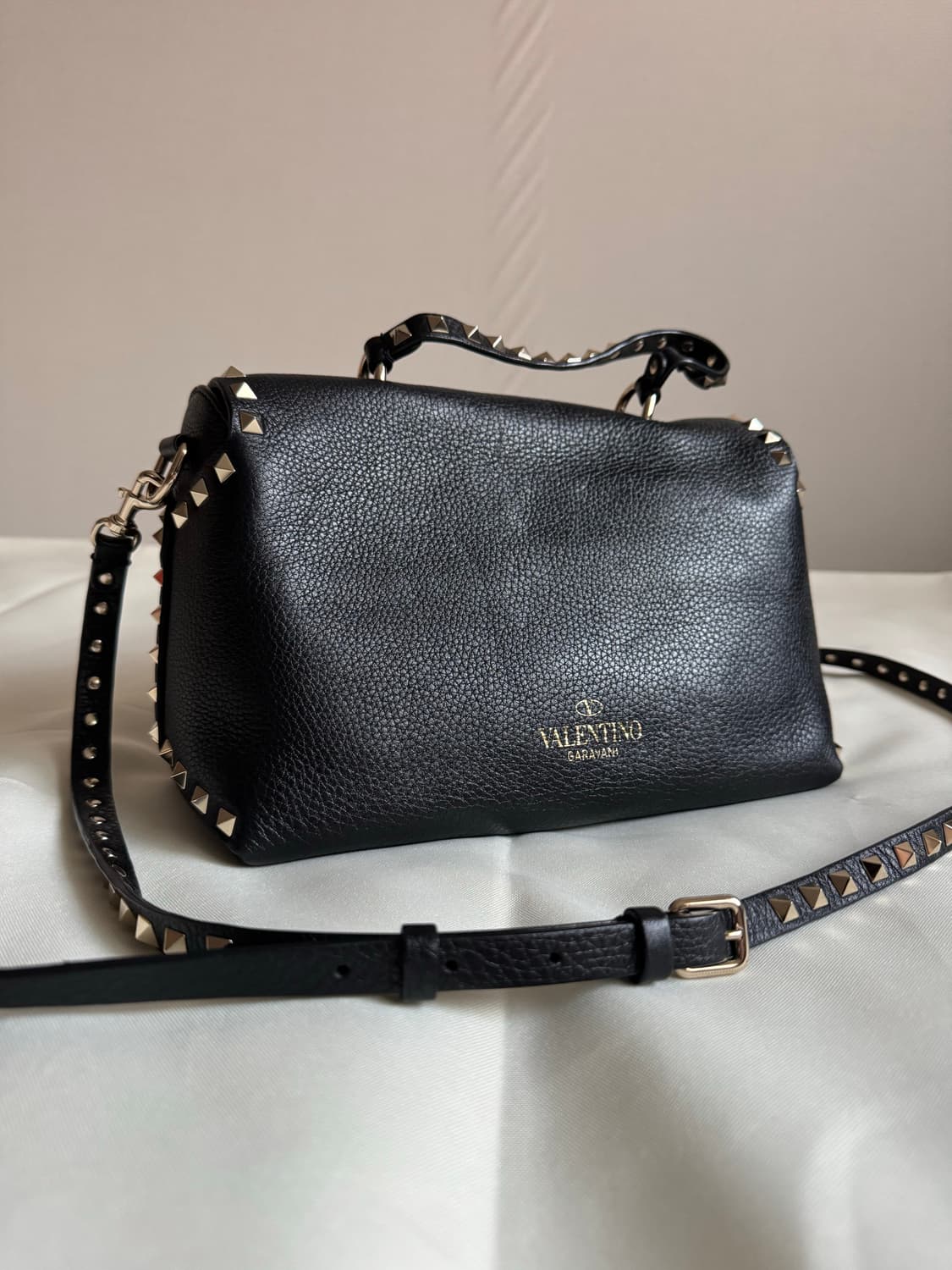 발렌티노 락스터드 투웨이 토트백 상품이미지2