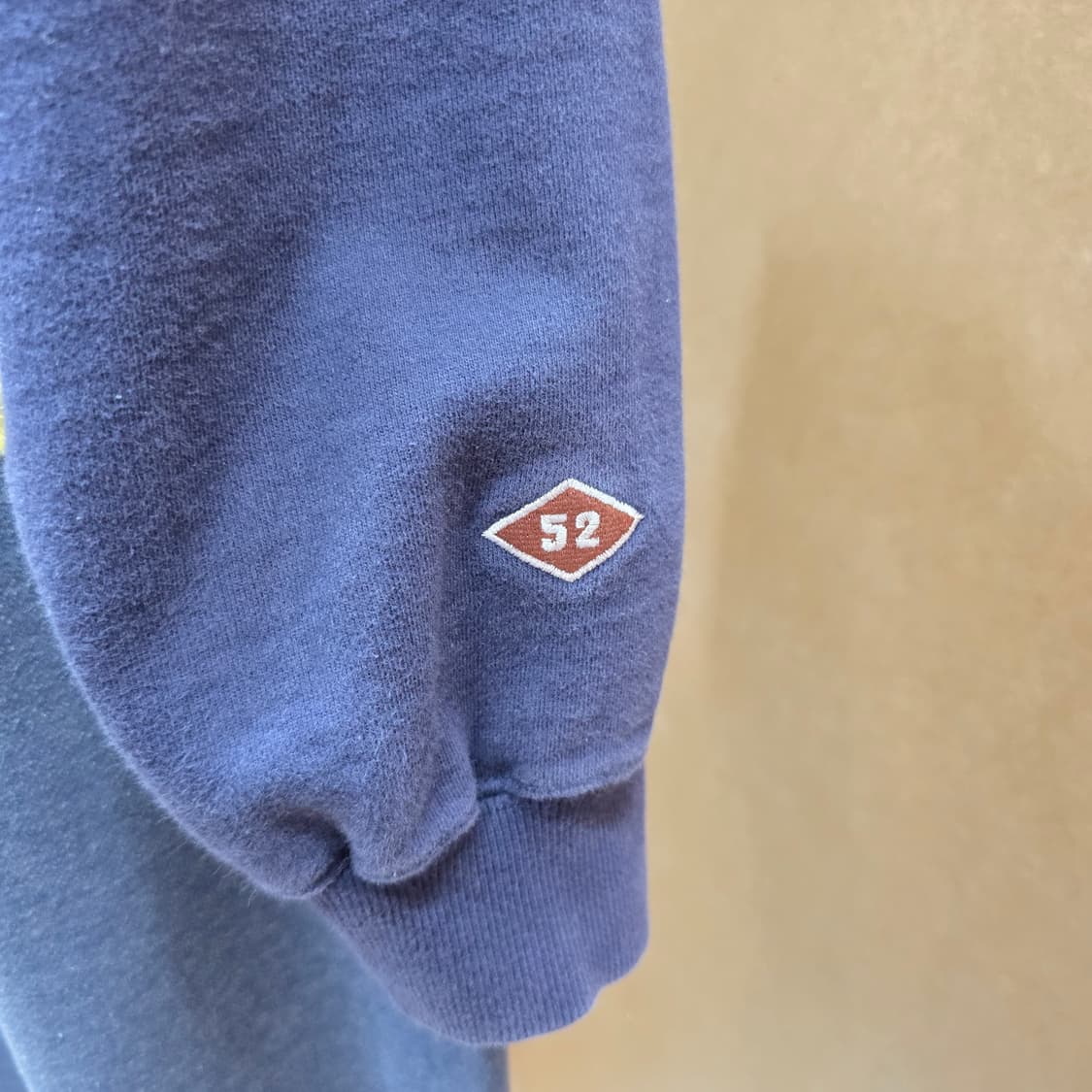 오아이오아이 언더붑 크롭탑 후드티 상품이미지4