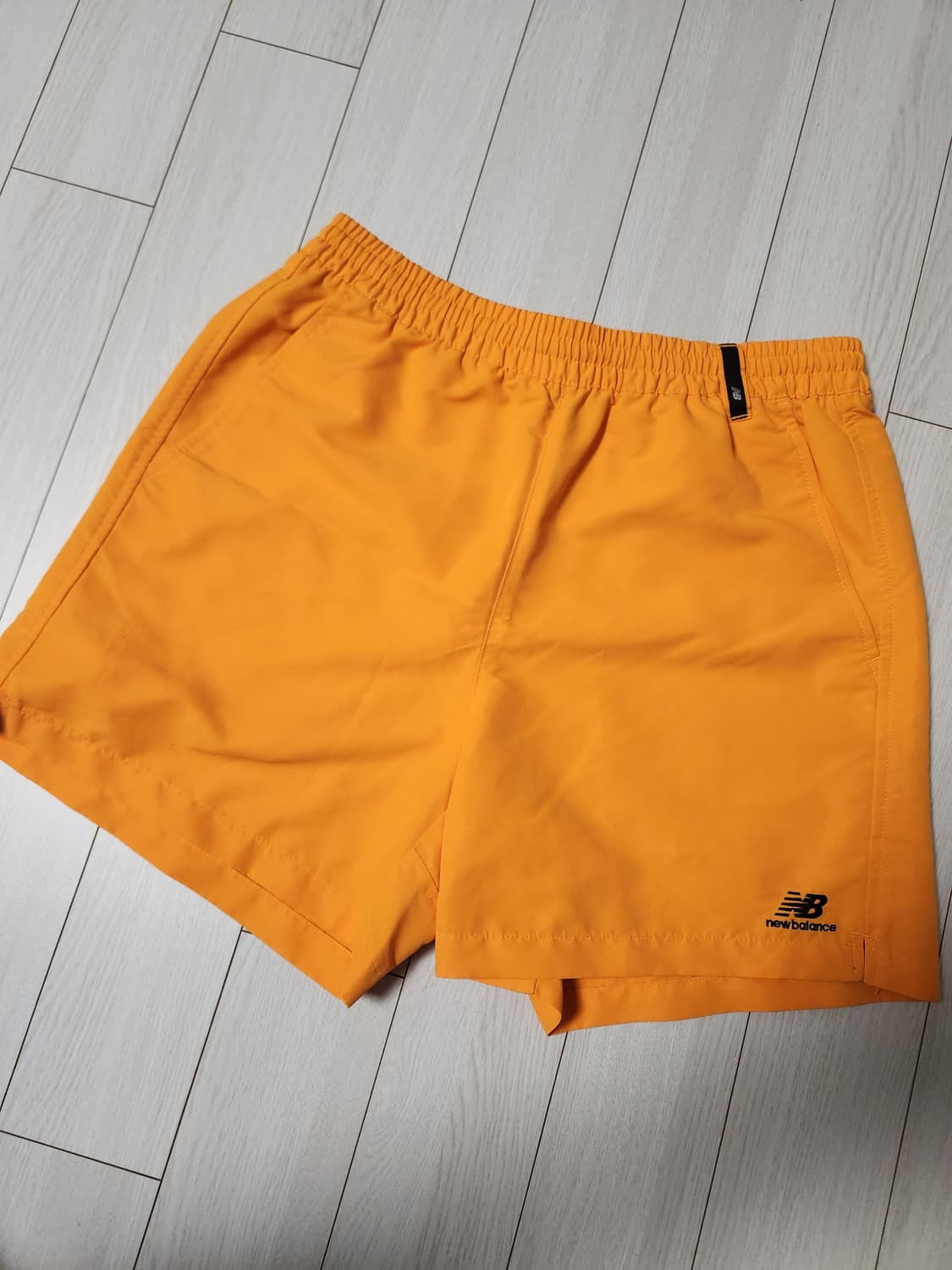 새상품급)뉴발란스 반바지 N 트리퍼 4부 팬츠 NBNVB28022 사이즈 상품이미지1