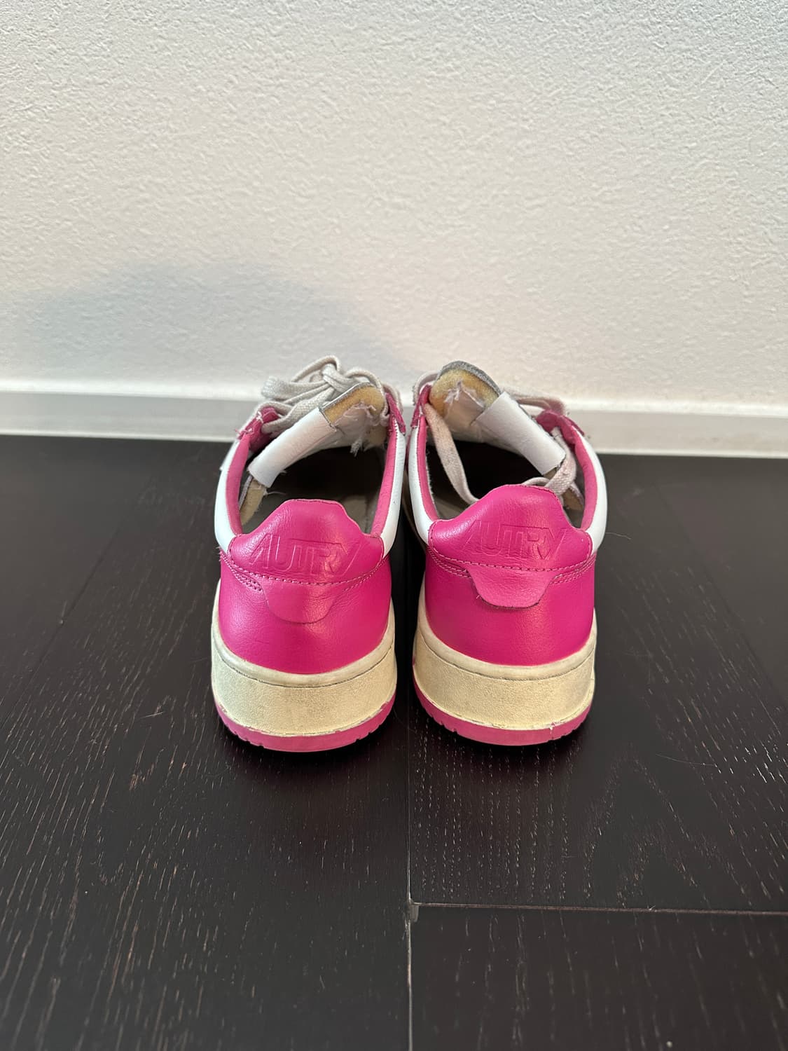 Autry 오트리 메달리스트 핑크 스니커즈 상품이미지3