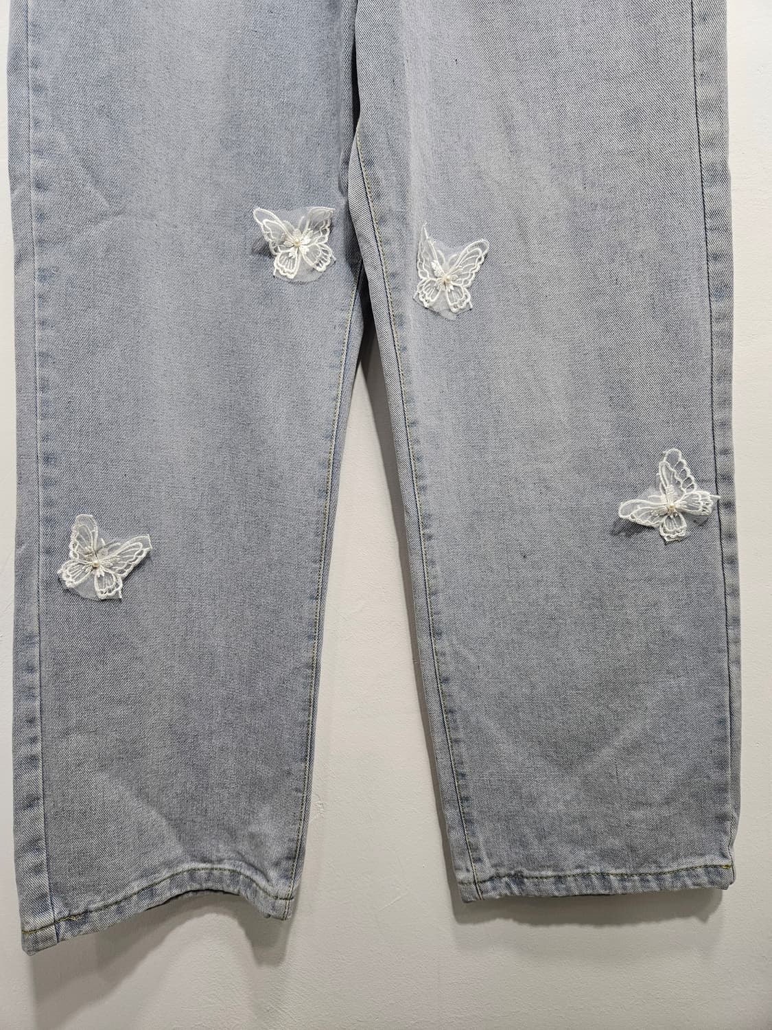 레이스 나비 디테일 연청 데님 [새상품] 상품이미지4