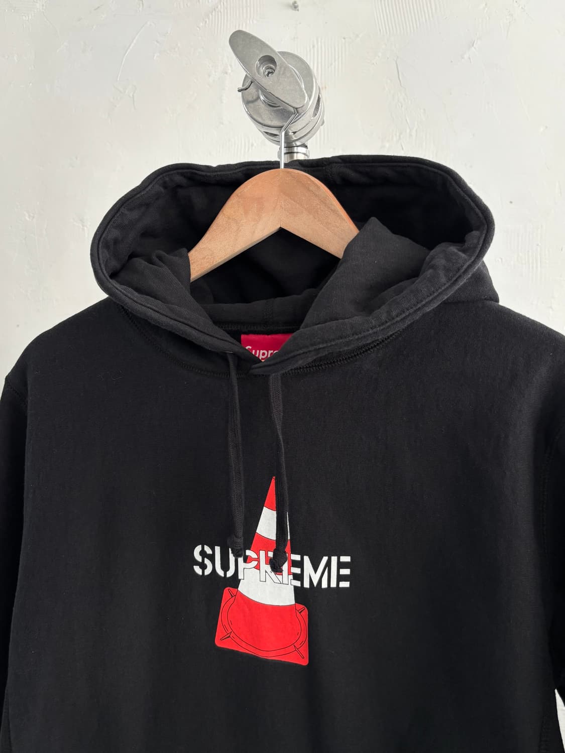 Supreme 슈프림 19FW 콘 로고 블랙 후드 상품이미지4