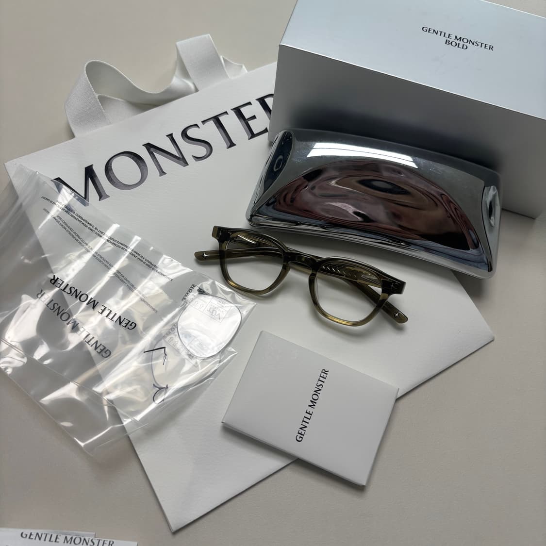 젠틀몬스터 VONZO 본조 KC1 (풀박스, 영수증 O) 상품이미지2