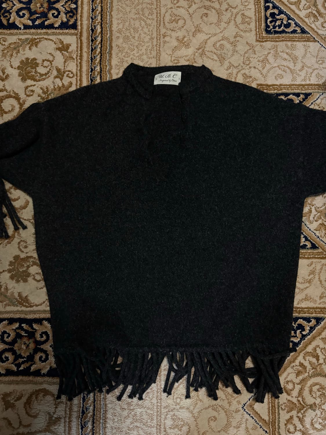 얼바닉 리가토니 숄 니트  상품이미지6