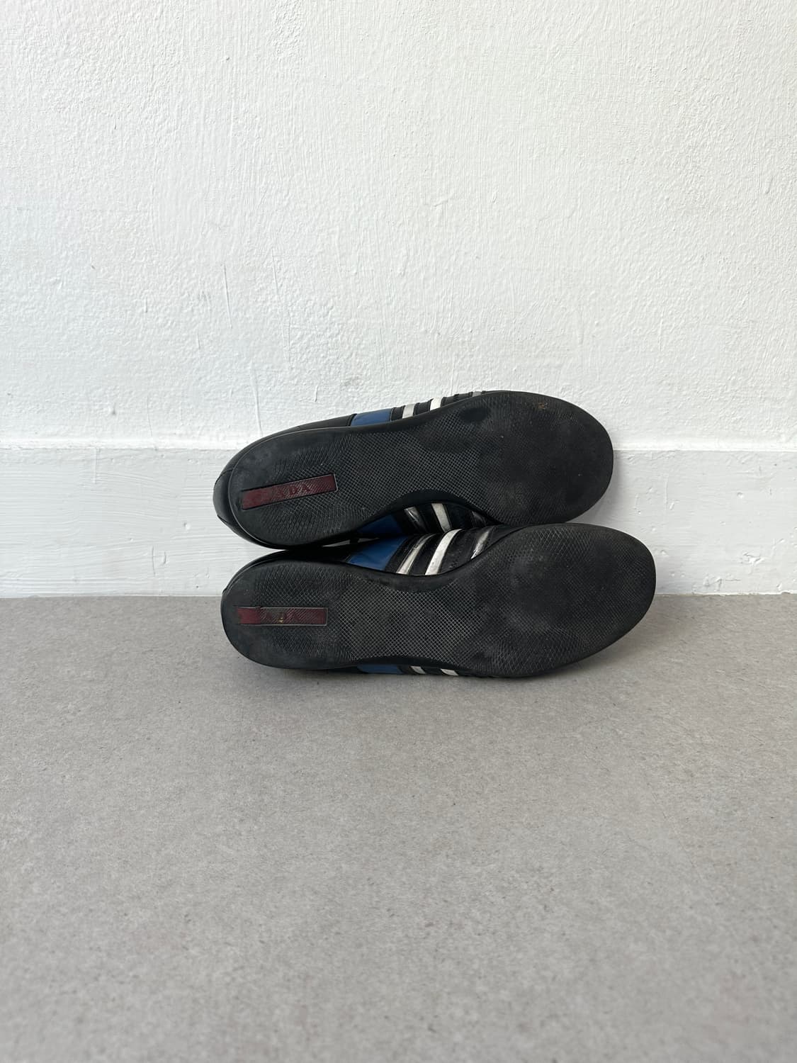 프라다 스포츠 2000s 블랙 레더 스니커즈 상품이미지8