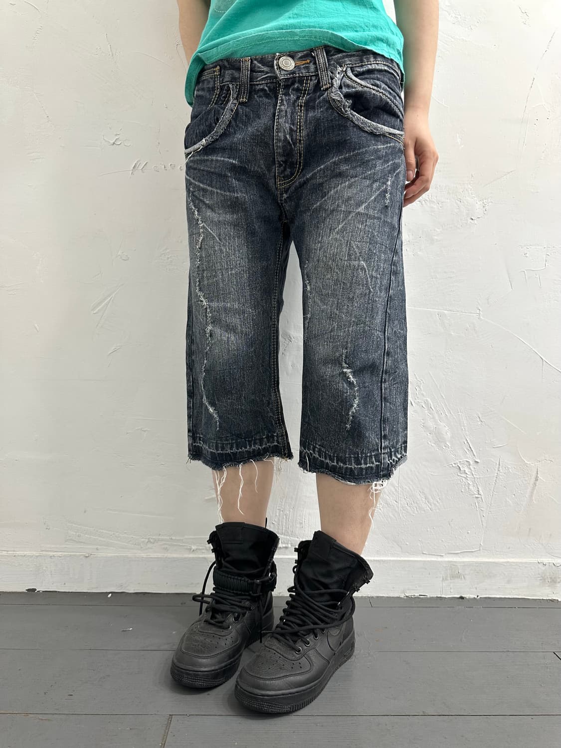 back&forth denim half pants 상품이미지1