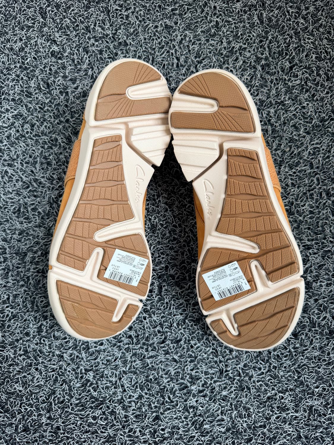 클락스(Clarks) 트리 릴리(Tri Lily) 탄 누벅 슬립온 상품이미지4