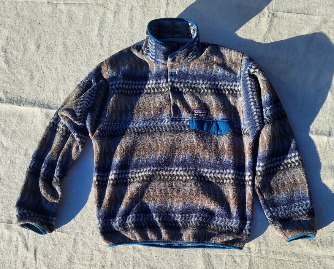 14FW 파타고니아 신칠라 스냅-T 플리스 블루/브라운 아즈텍 패턴 상품이미지1