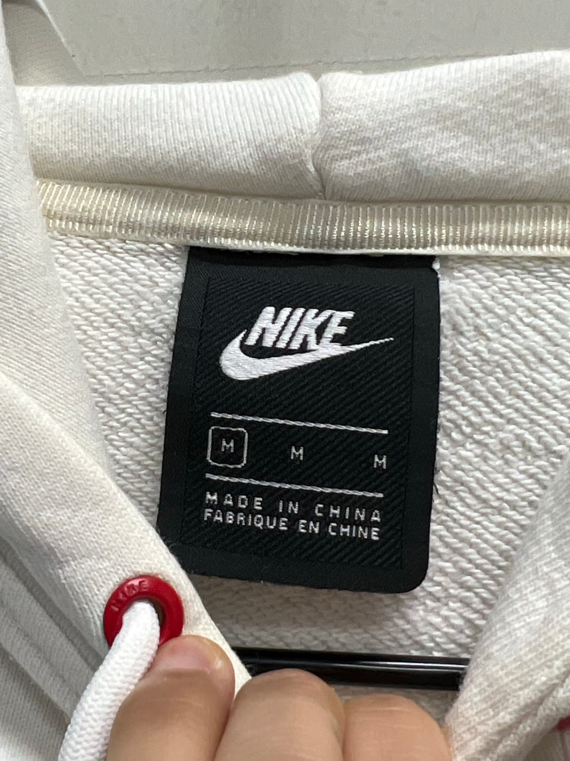 나이키 NSW 발렌타인 한정판 후드 티 화이트 상품이미지4