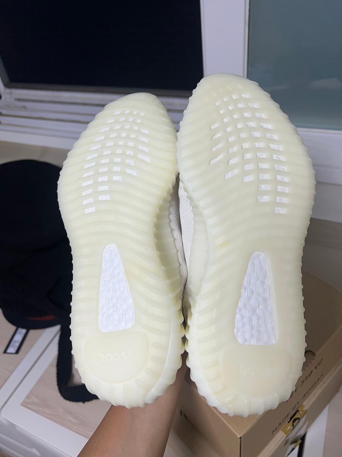 [255] 아디다스 이지부스트 350 v2 본 새상품 상품이미지3