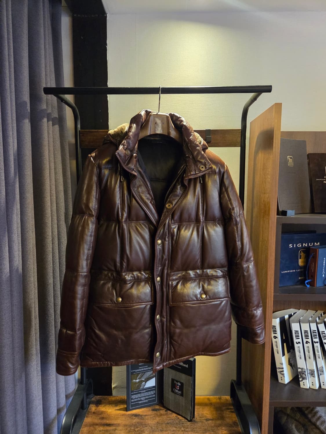 톰포드 레더구스다운자켓 상품이미지1