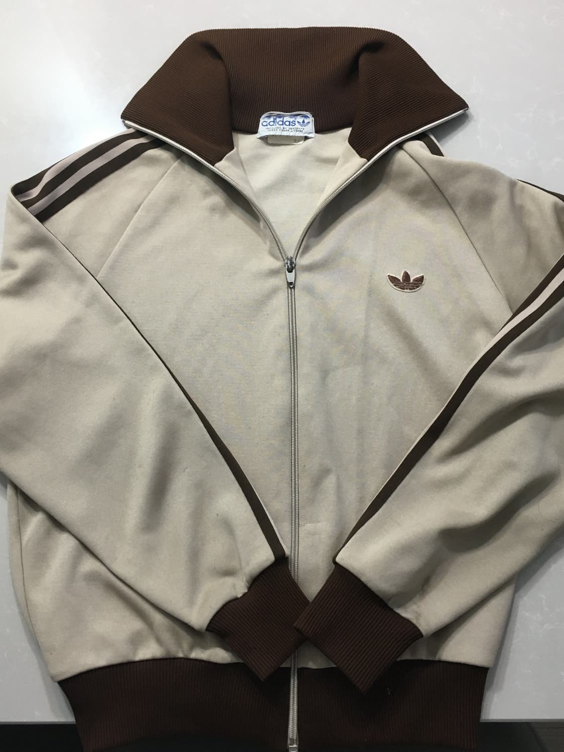 아디다스 데상트 베이지 브라운 갈색 져지 트랙탑 상품이미지3