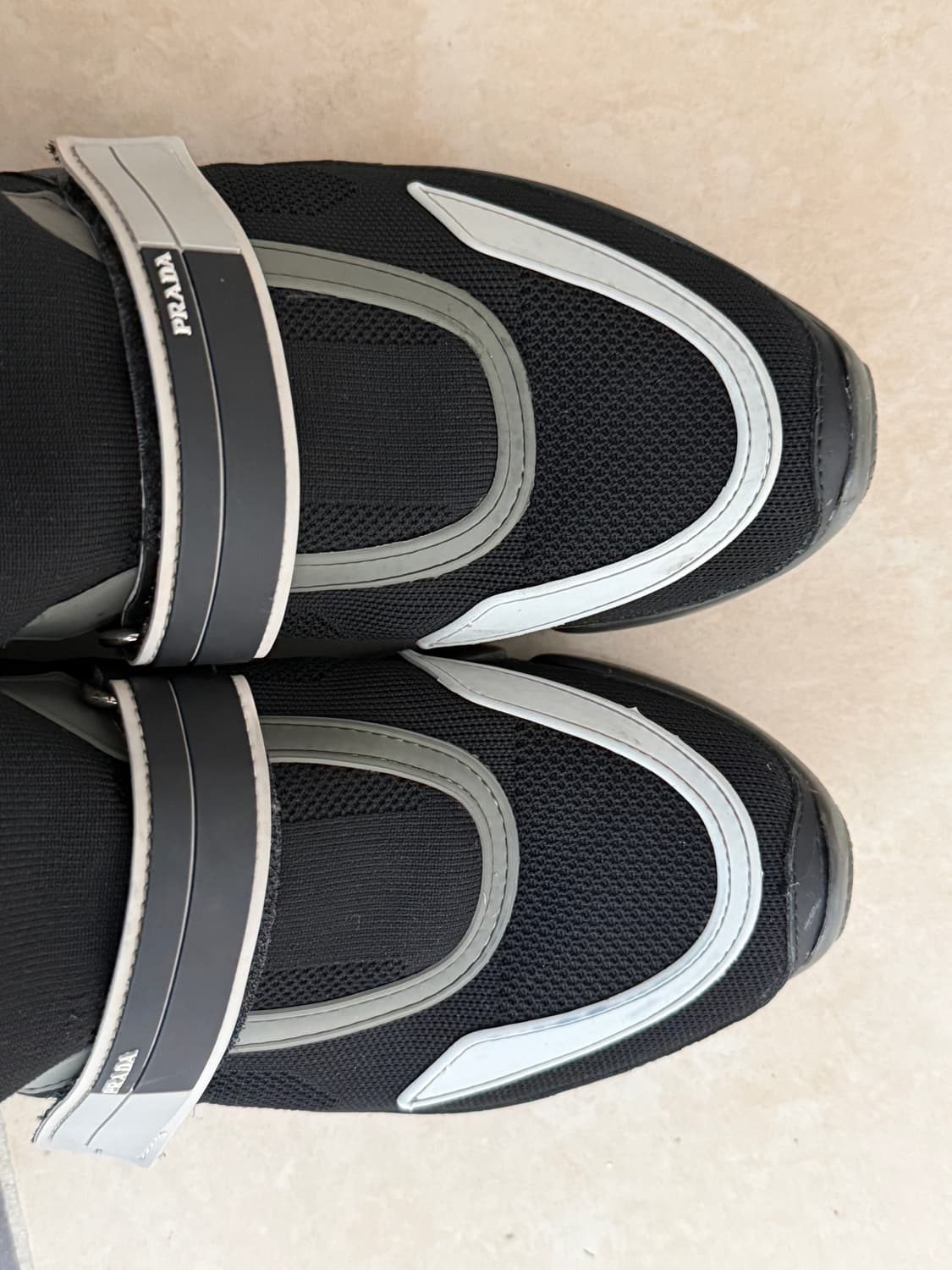 프라다 클라우드 버스트 270 상품이미지2