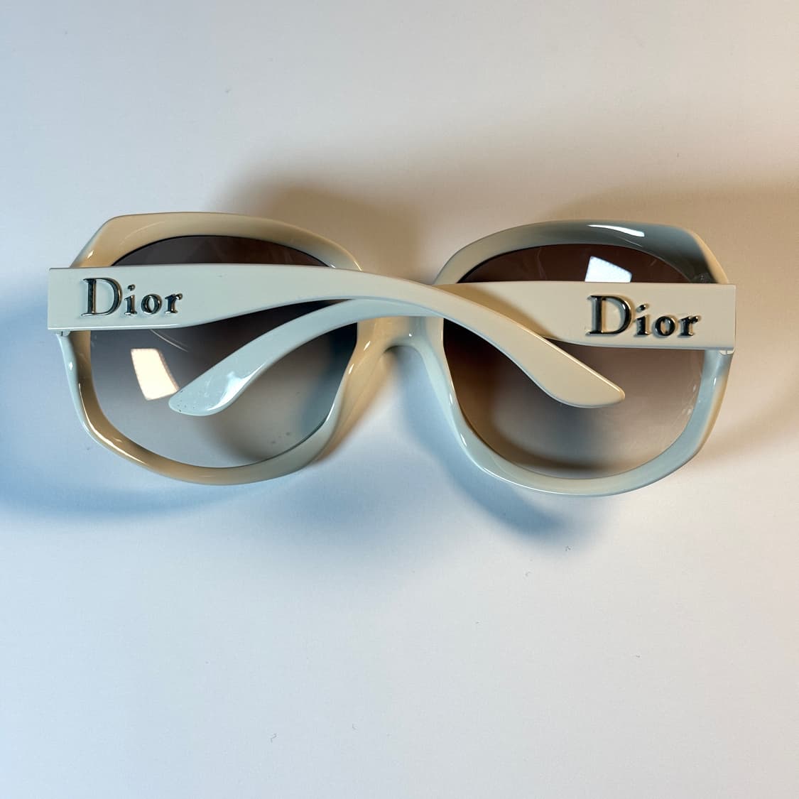 Dior Glossy 1 Sunglasses. 상품이미지4