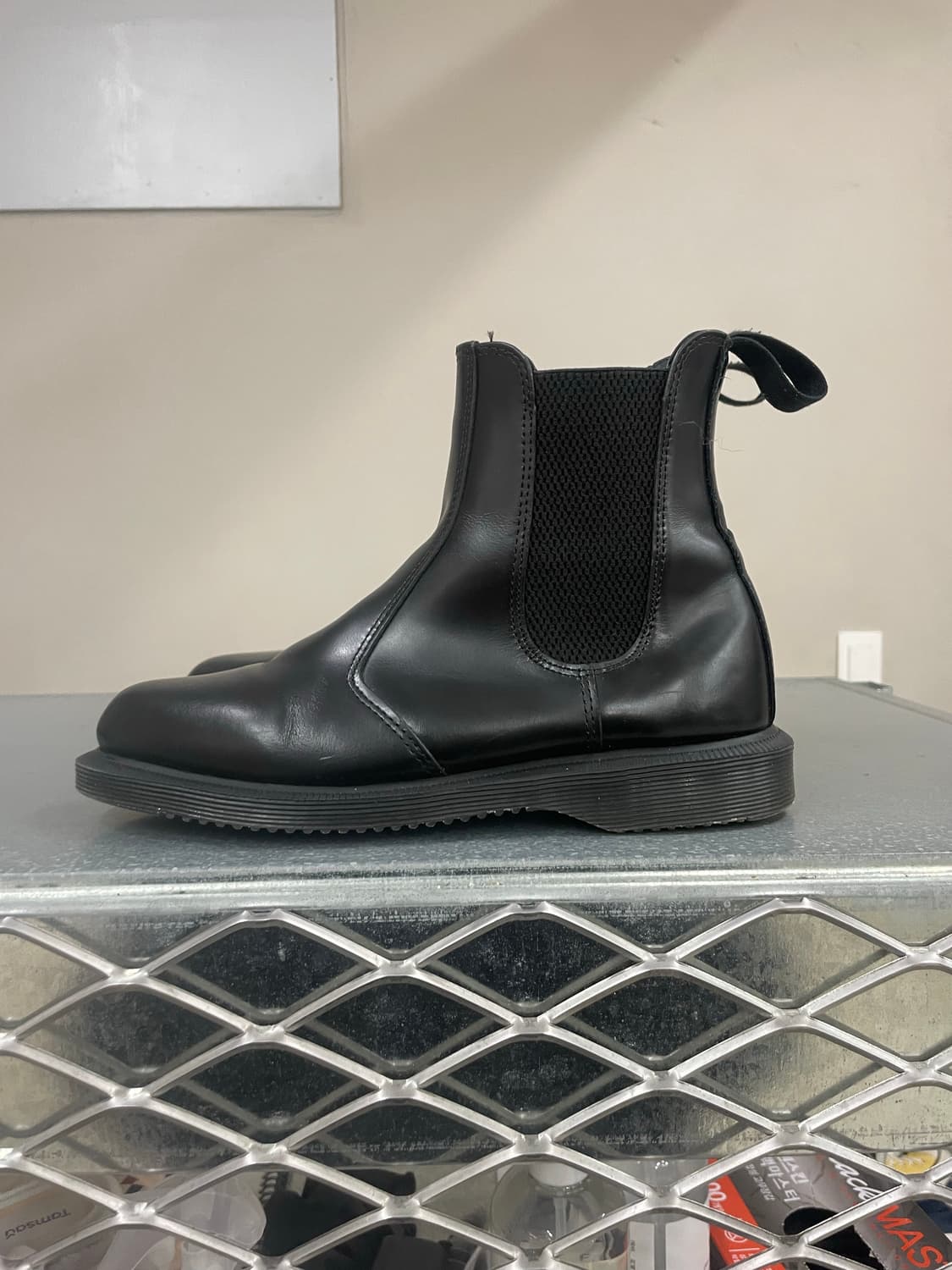 닥터마틴 첼시부츠 플로라 UK4 상품이미지1