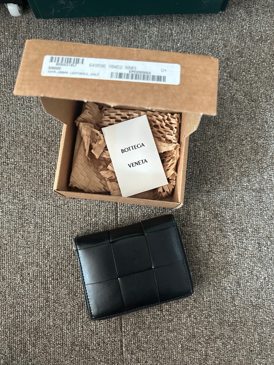 (정품) 보테가베네타 카세트 지갑 상품이미지1