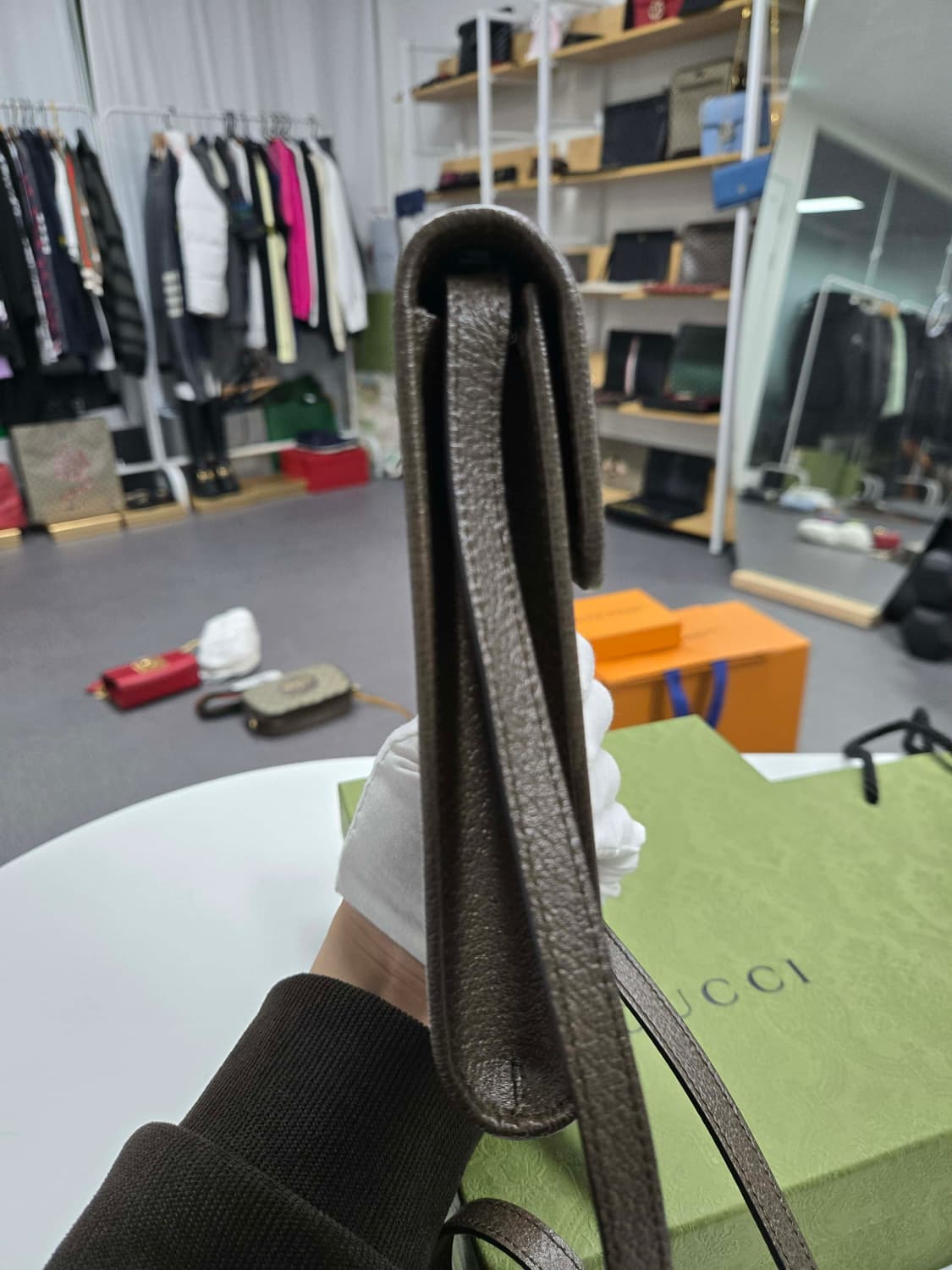 [40%할인] 구찌 발렌시아가 폰홀더백 상품이미지3