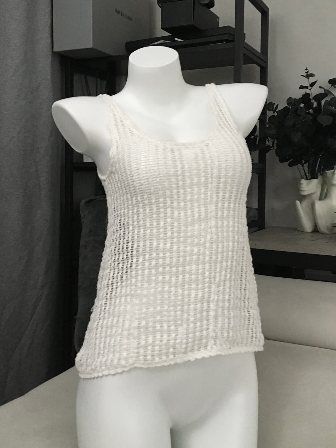 ༒ White see-through knit sleeveless 상품이미지1
