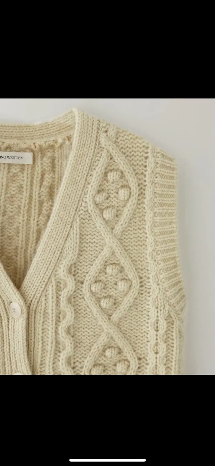 낫띵리튼 컨츄리 케이블 니트 조끼 상품이미지4