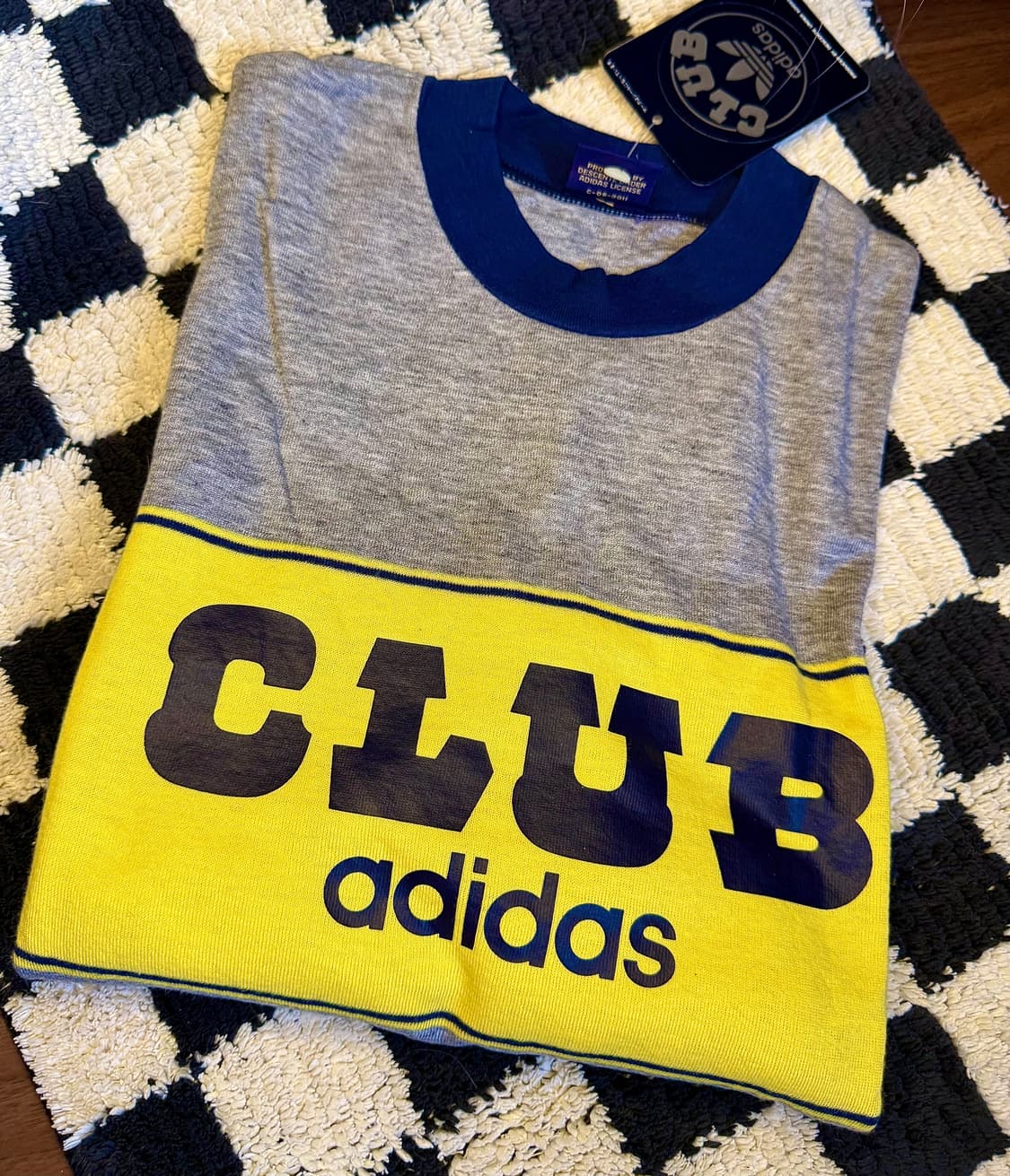 [새상품/희귀] 올드스쿨 데상트제 클럽 아디다스 빈티지 반팔 (M) 상품이미지1