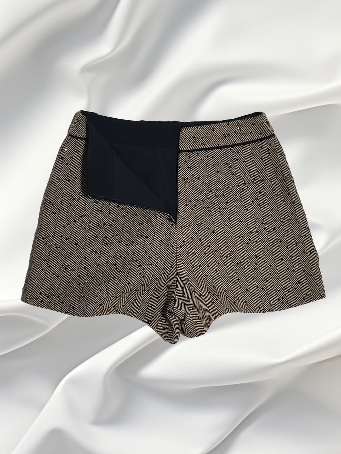 [여성 S/스몰] 울혼방 헤링본 숏팬츠 A라인 가을겨울 모직 반바지 상품이미지2