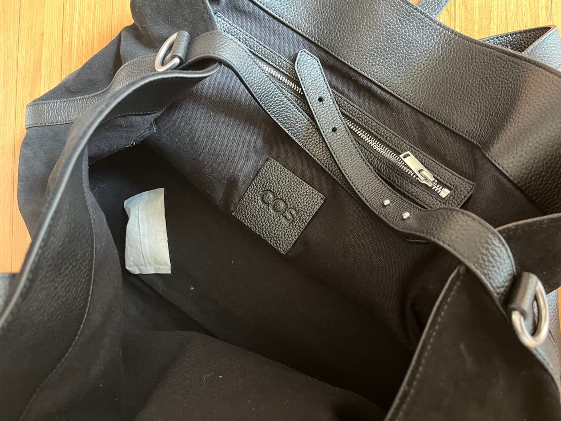 코스 위켄더 토트백(블랙 스웨이드 리얼레더) 상품이미지6