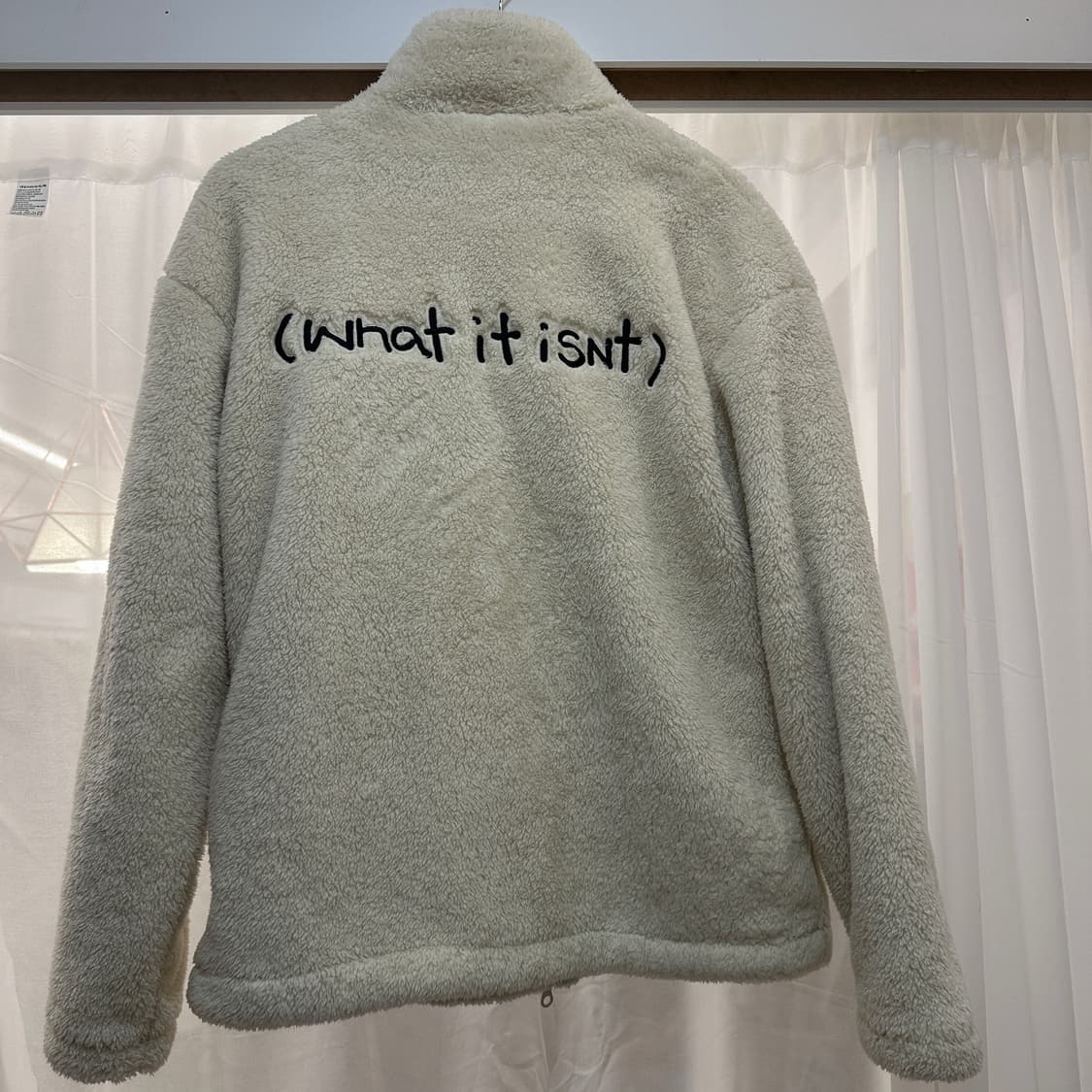 what it isnt 마크 곤잘레스 후리스 아이보리 상품이미지7