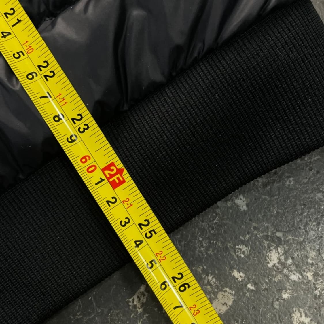 100 아디다스 슈퍼스타 경량패딩  상품이미지7