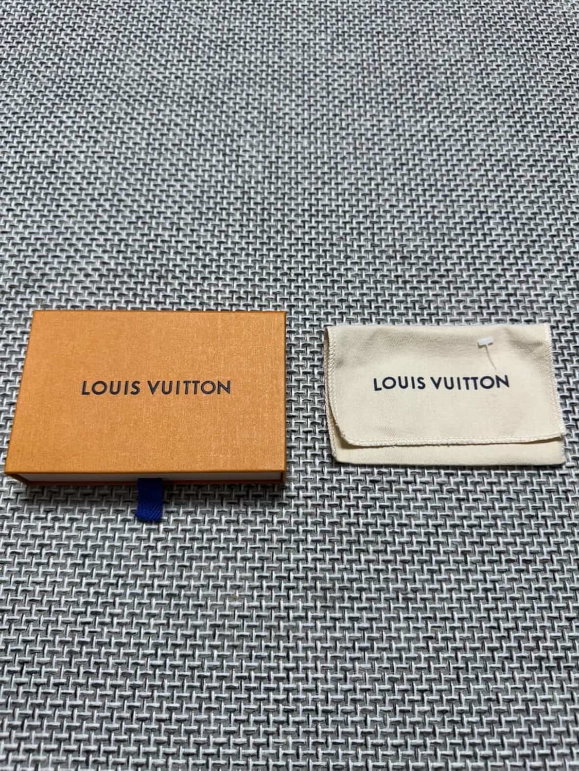 루이비통 모노그램 이클립스 카드지갑 상품이미지10