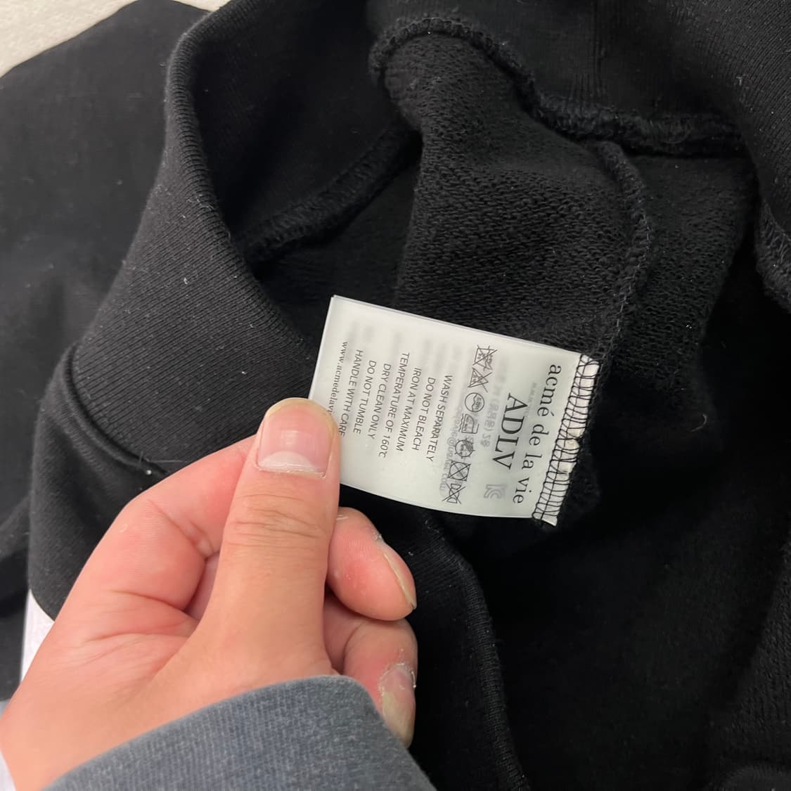 100 아크메드라비 후드티 상품이미지6