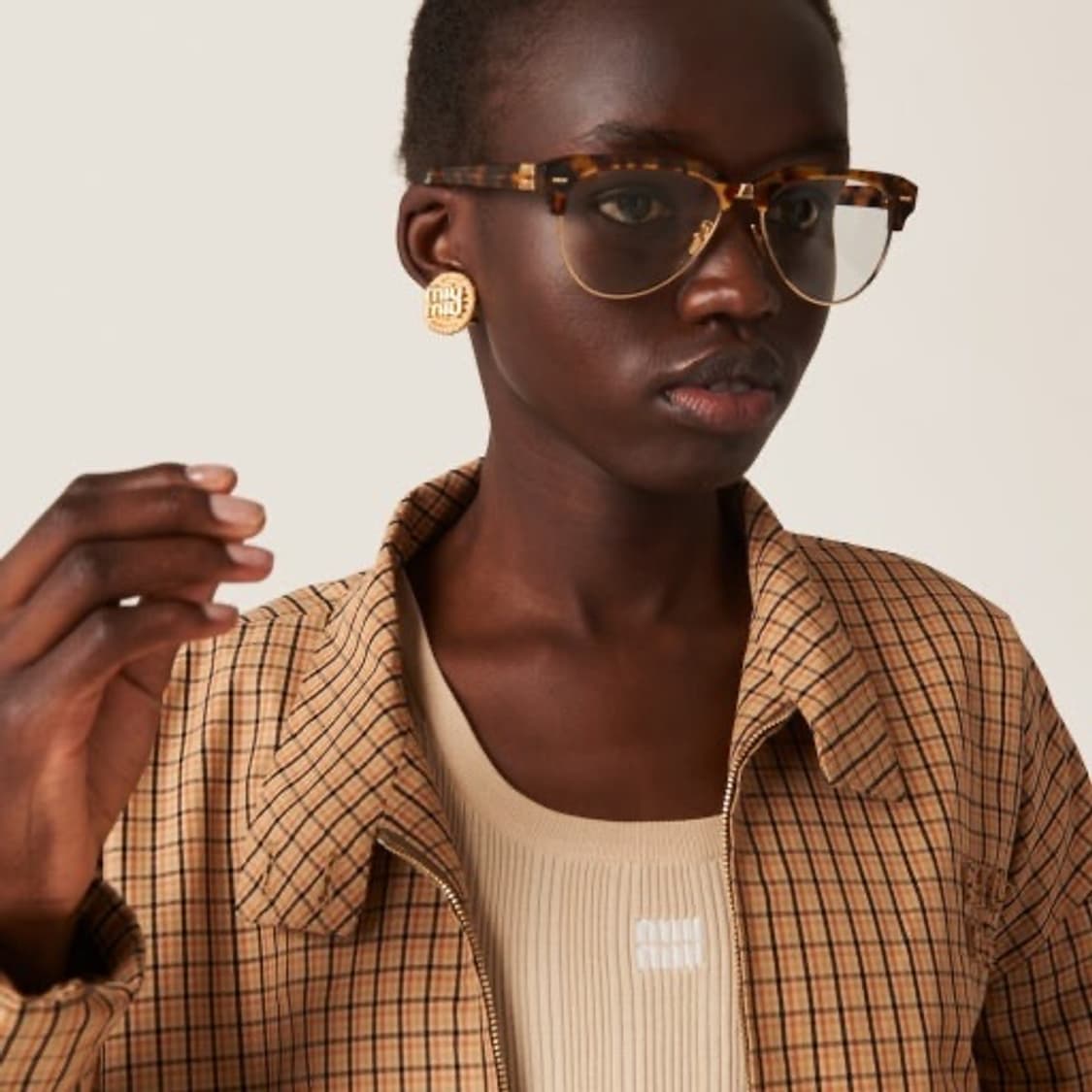 미우미우 런웨이 장원영 안경 상품이미지7