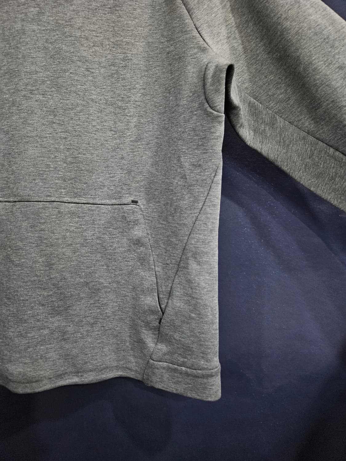 나이키 그레이컬러 남성 110 포켓 맨투맨  상품이미지6