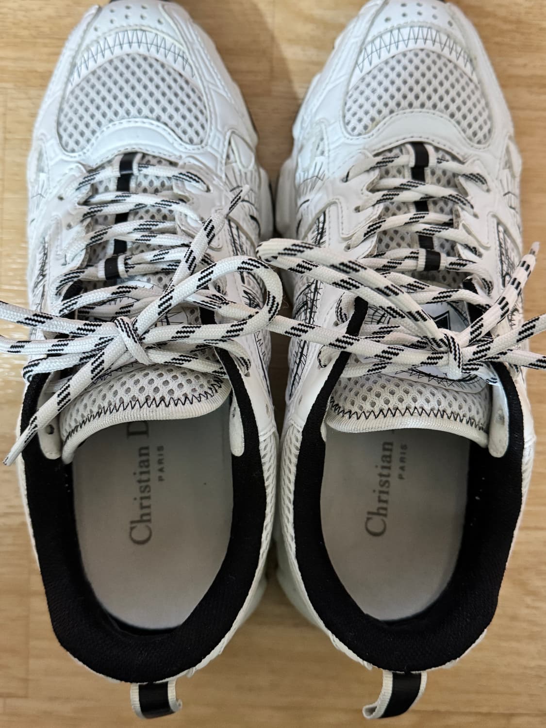 디올 크로노 스니커즈 화이트 DC 39 상품이미지7