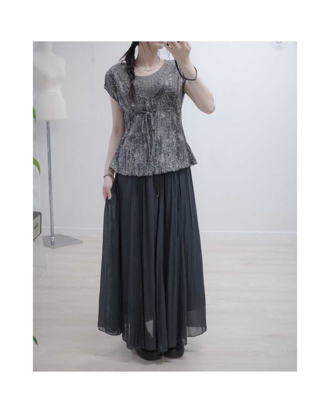 Cristalle grey oriental flower blouse 상품이미지2