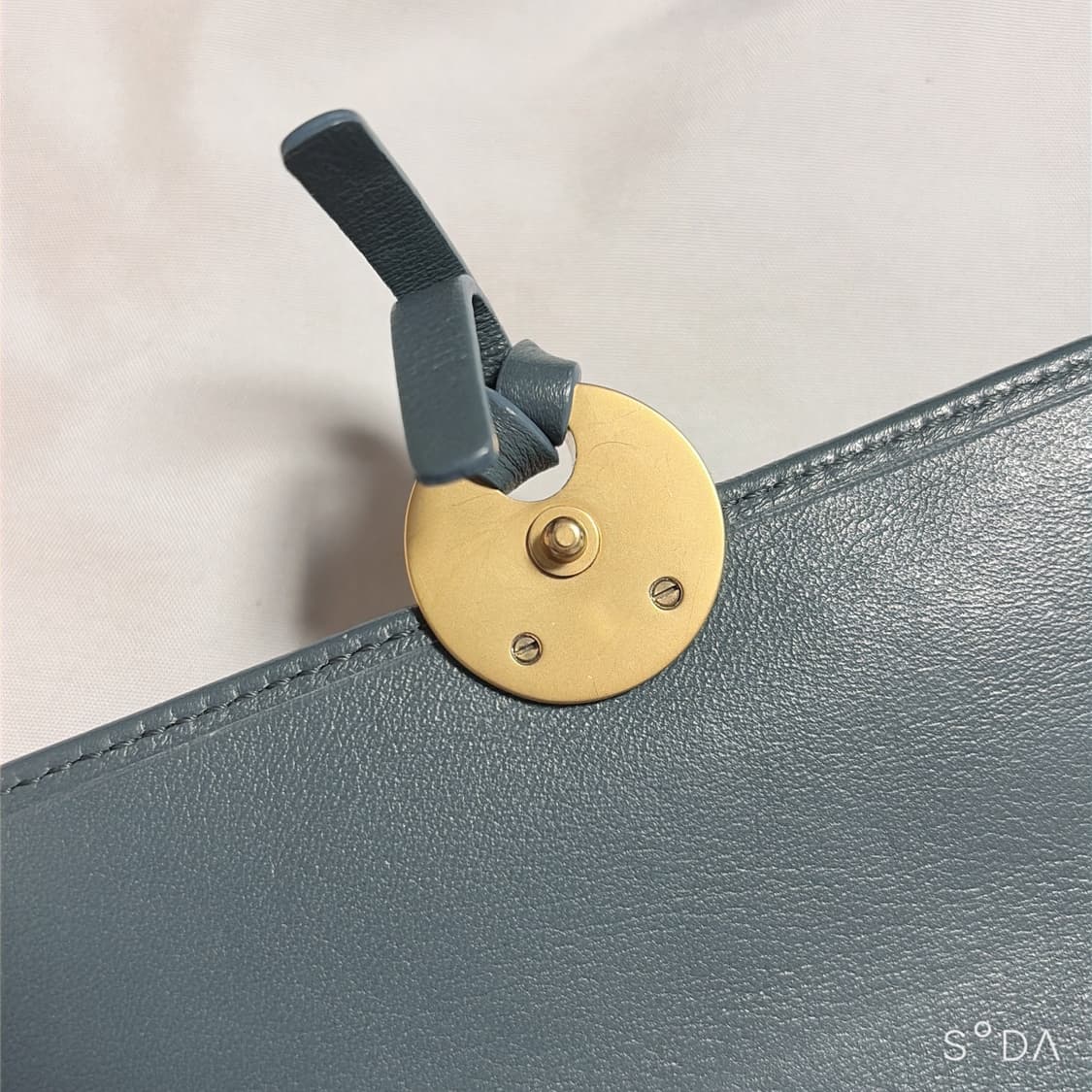 끌로에 장지갑 블루 그레이 레더 상품이미지10