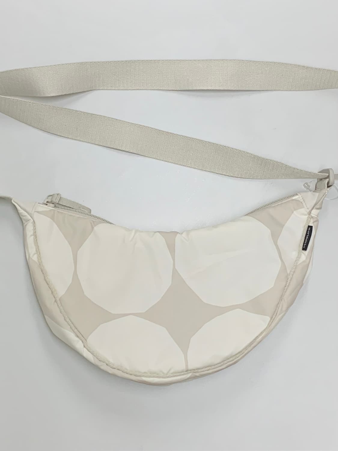 마리메꼬 유니클로 미니 숄더백 (right grey) 상품이미지2