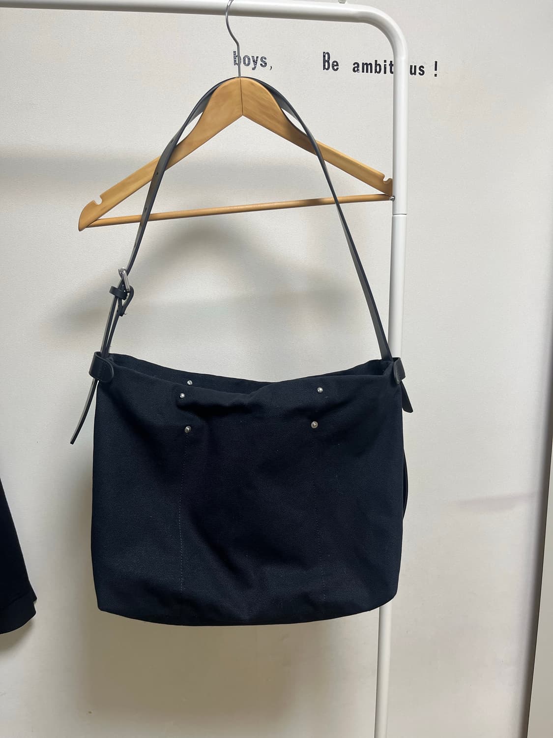 코스 레더 벨트 캔버스 숄더백 상품이미지1