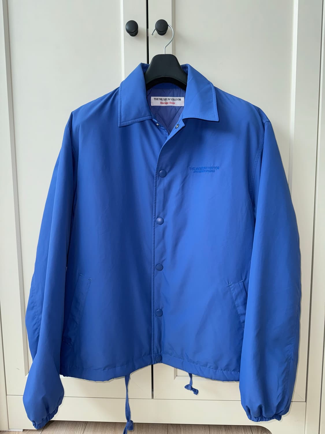 더 뮤지엄 비지터 자켓 상품이미지1