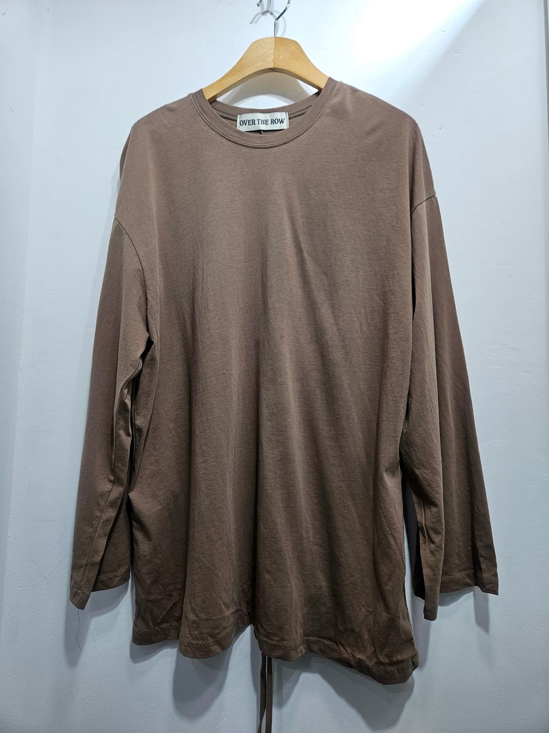 뒷트임 끈조절 긴팔 티셔츠 상품이미지5