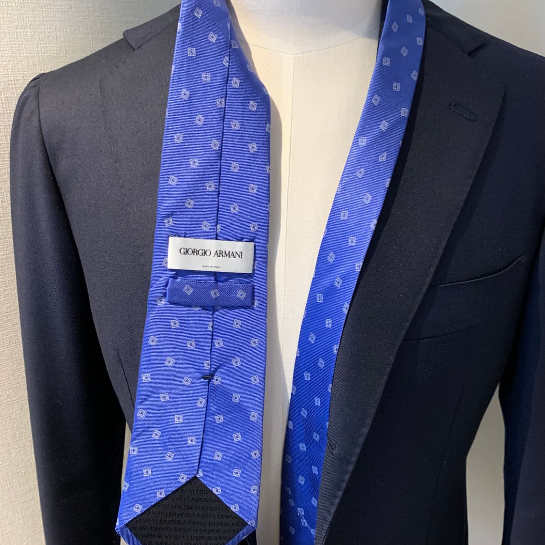 조르지오 아르마니(ARMANI) 신형라벨 100실크 이태리 명품넥타이 상품이미지2