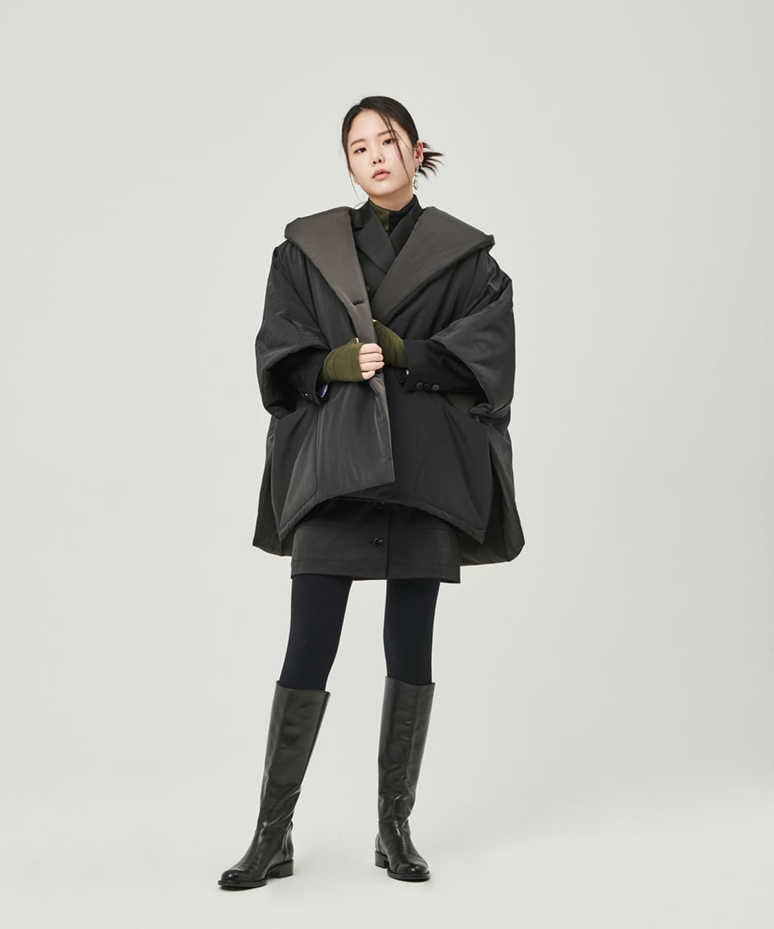 PUBLICKA X 퍼블리카 엑스 리버서블 패딩 숄 블랙 상품이미지1