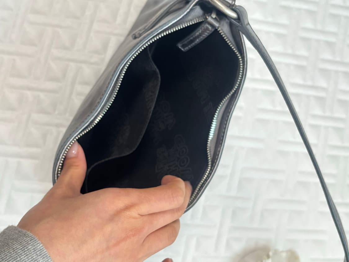 마지셔우드 FLAT POCKET SHOULDER_metallic grey 상품이미지3