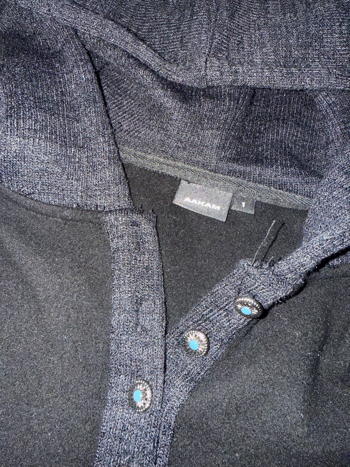 Aakam  Contrast Logo Button Hoodie 후드 블랙 상품이미지2