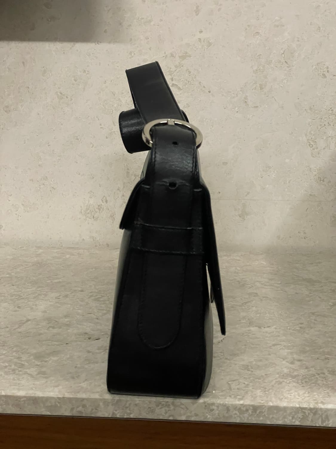 페라가모 간치니 숄더백 블랙 상품이미지4